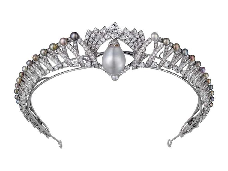 Biennale des Antiquaires: Cartier places pearl of royal provenance in a spectacular transformable jewel