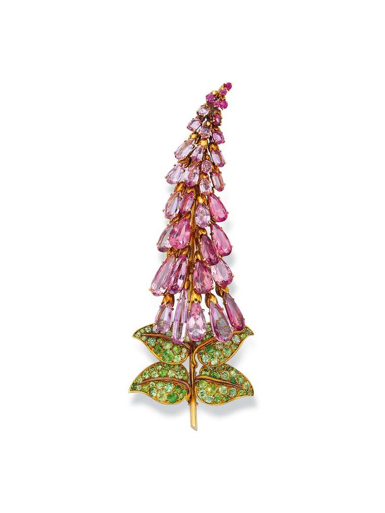 Boivin Foxglove brooch from 1944 with tourmalines and emeralds © Christie’s Images Limited.