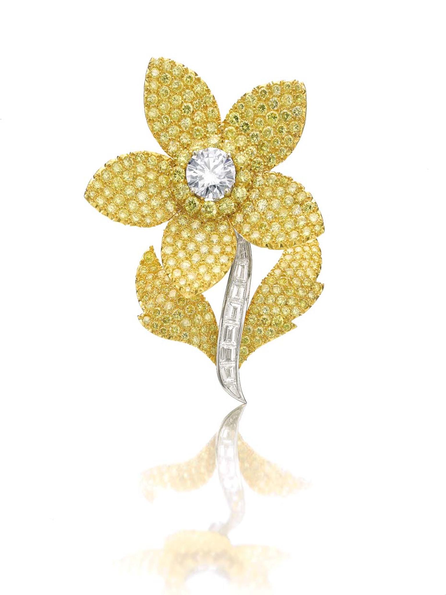 A Graff yellow diamond brooch from Dimitri Mavrommatis’ private collection of jewels will go under the hammer at Sotheby's Geneva sale on 12 November 2014 (estimate: US$100,000-150,000).