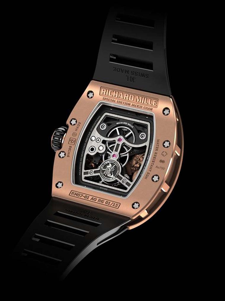 The new Richard Mille RM 57-01 Phoenix and Dragon Jackie Chan watch has double winding barrels to ensure a power reserve of 48 hours. Limited to 15 pieces in white or rose gold, it is destined to become a collector's piece.