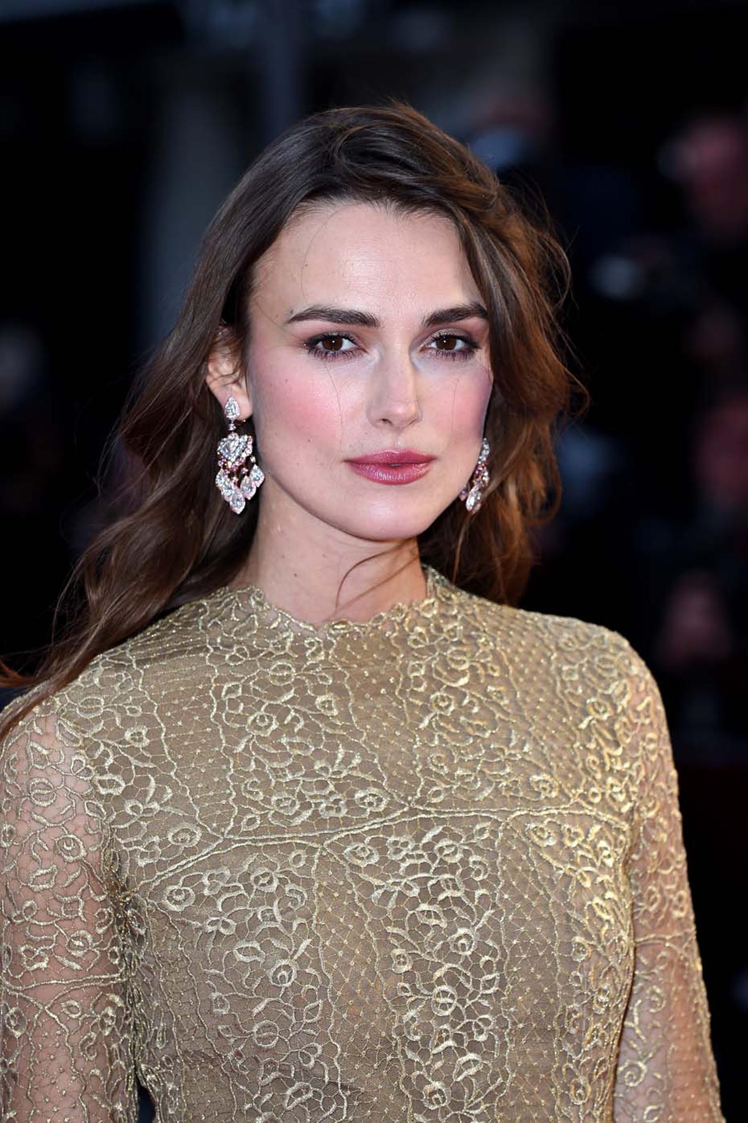 The David Morris pink and white diamond Pagoda earrings perfectly complemented the actress’ Valentino Couture gold lace dress as she braved the blustery weather for the opening of the 58th BFI London Film Festival last week.