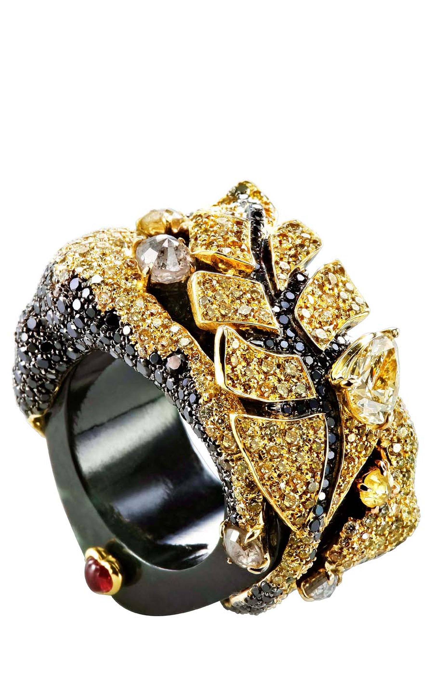 Chara Wen Life collection ring with yellow and black diamonds on a jade black band.