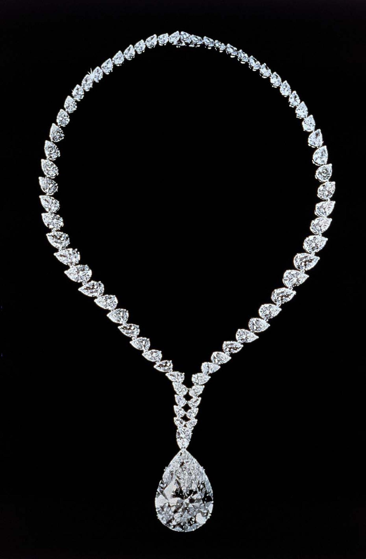 Elizabeth Taylor requested that the 69.42ct Taylor-Burton diamond - a birthday gift from her fifth husband, Richard Burton - be removed from its ring setting and set into a diamond necklace by Cartier, which she wore to the 42nd Academy Awards in April 19