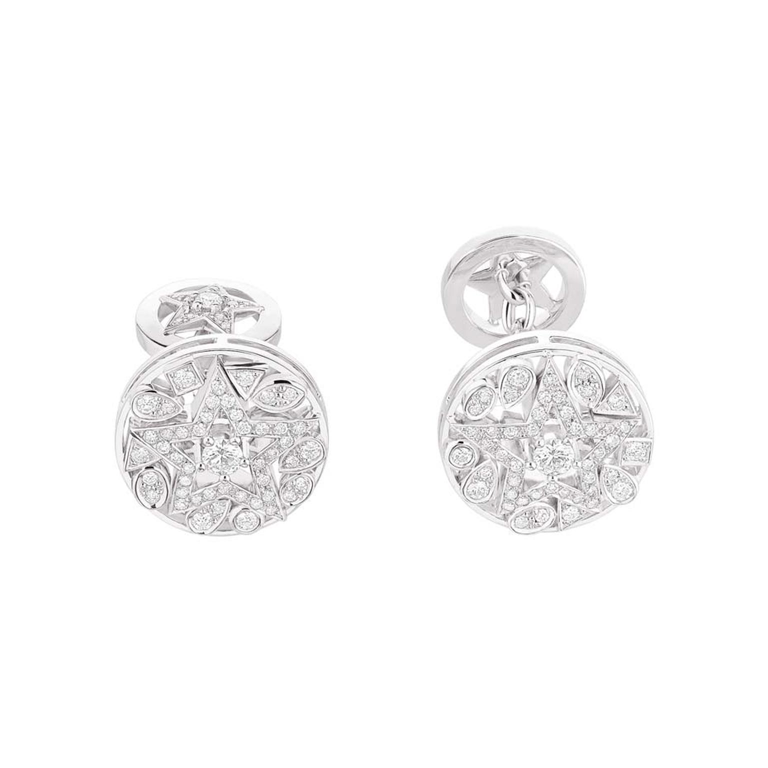 A sparkling Christmas gift for men: Chanel Étoile Filante white gold cufflinks with 116 brilliant-cut diamonds.