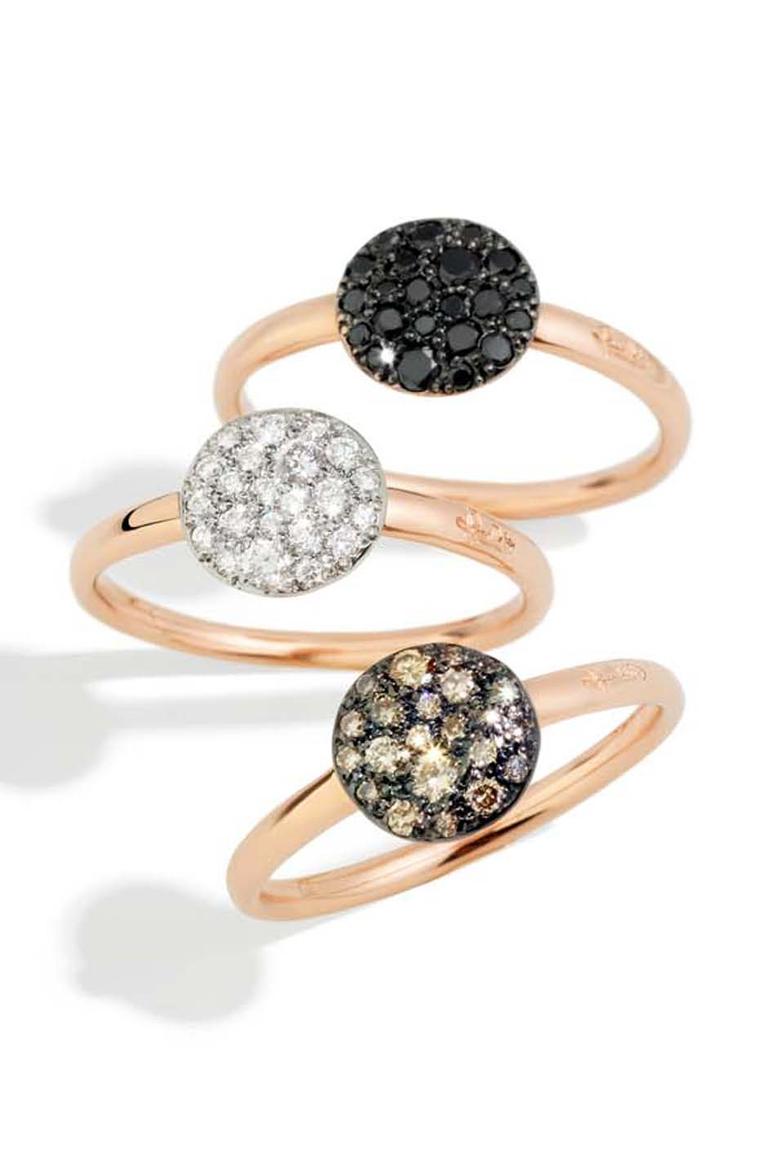 Pomellato Sabbia rings in rose gold with black diamonds, white diamonds and brown diamonds.