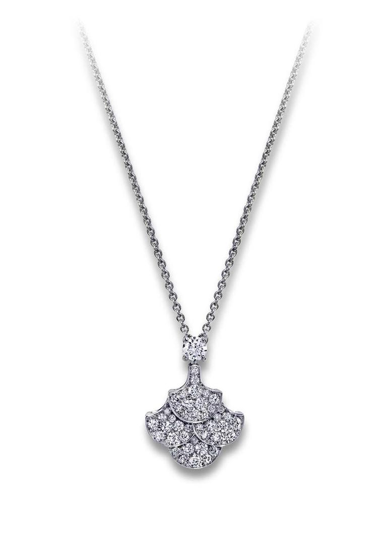 Graff Icon necklace in platinum with a pendant featuring four fan-shaped Graff Icons, covered in diamond pavé.