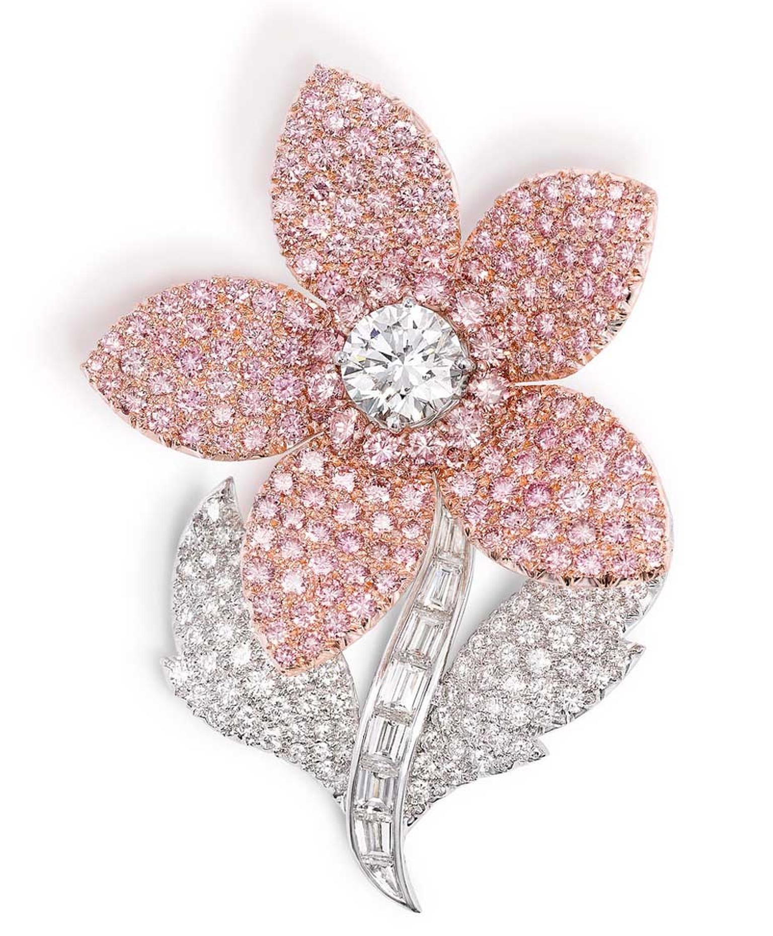 Graff pink and white diamond flower brooch featuring 177 pink diamonds totalling 9.64ct. The brooch formed part of the Argyle Pink Diamonds company's exhibition of pink diamonds in London in 2012.