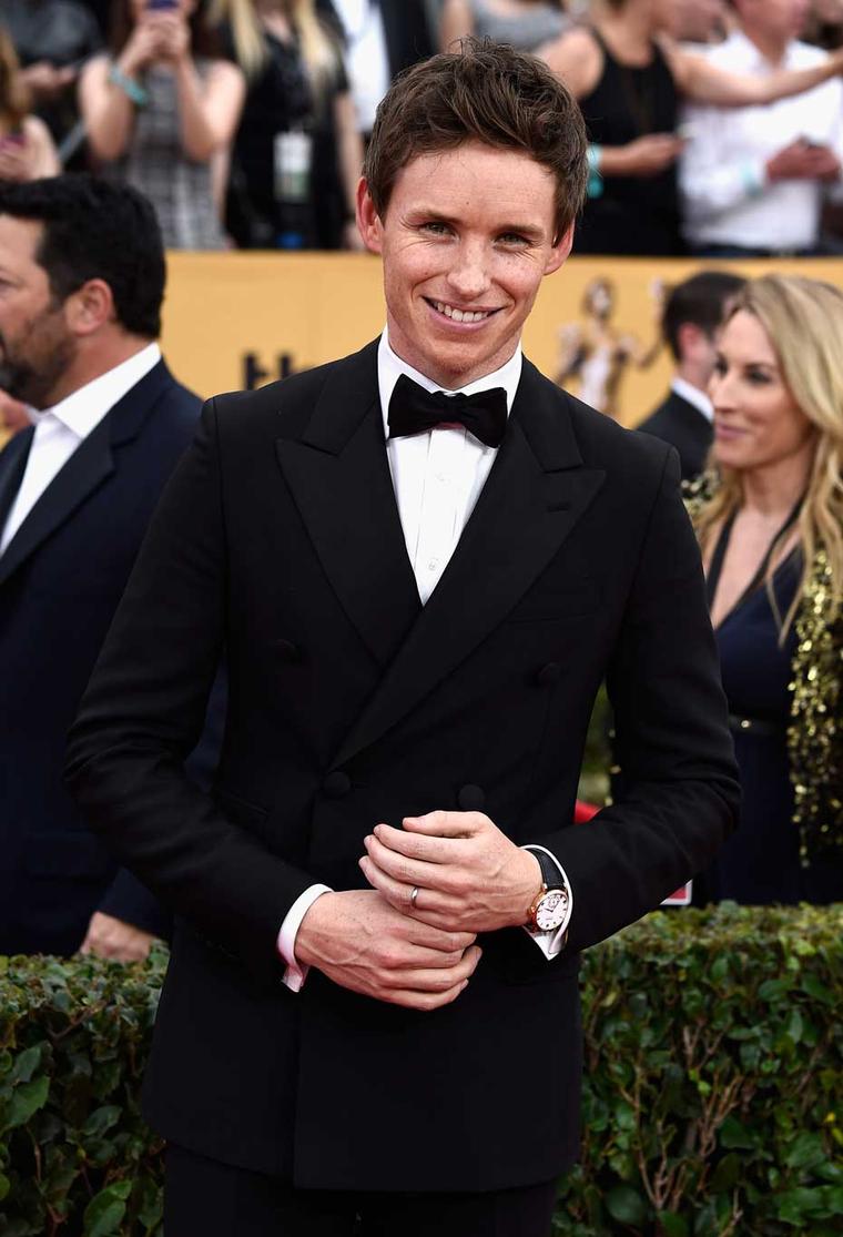 British actor Eddie Redmayne, winner of the Outstanding Performance by a Male Actor in a Leading Role award at the 2015 SAG awards, wore the Chopard Classic Manufacture watch in rose gold.