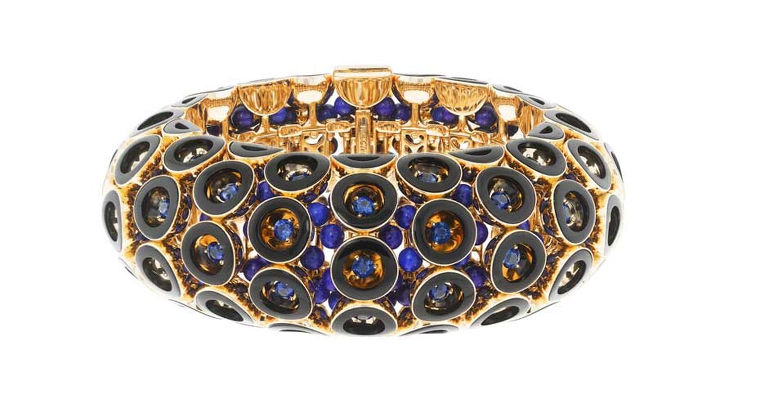 SAG-Awards-2015_Opart-Lapis-Lazuli-bracelet_view01_767910-(2).jpg