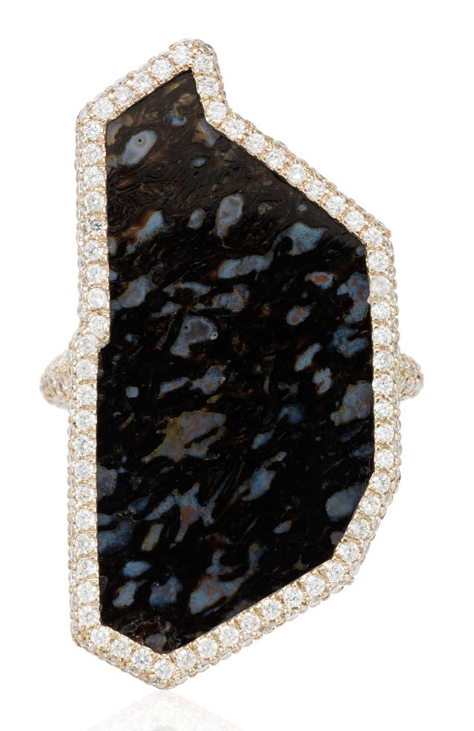 This dramatic dinosaur bone and diamond cocktail ring from Monique Péan mixes the rich hues of fossilised dinosaur bone with the sparkle and uniformity of micro-pavé diamonds.
