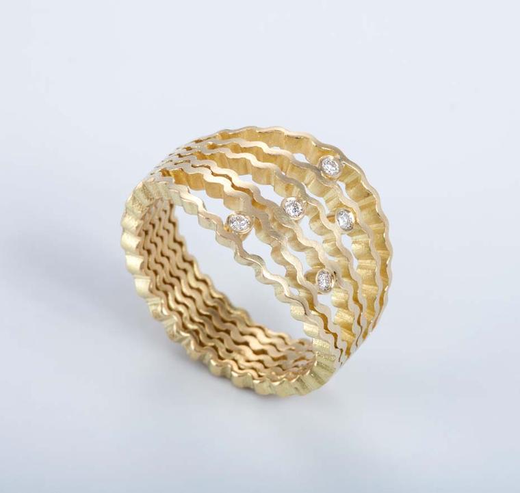 Clara Breen's “Strata” ring in yellow gold with diamonds will be on display at the Kath Libbert Jewellery Gallery as part of the 14th Annual Alternative Wedding Show.