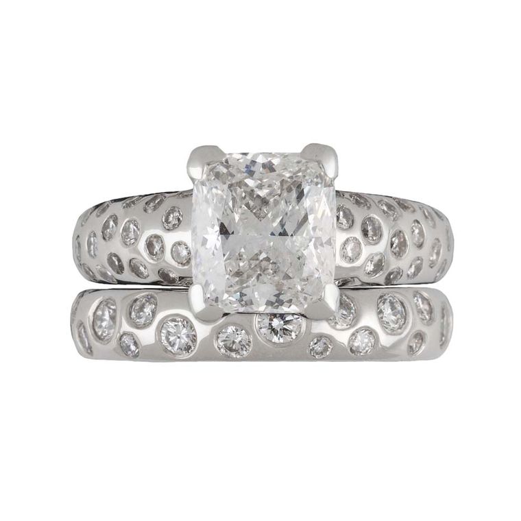 Cushion diamond ring uk