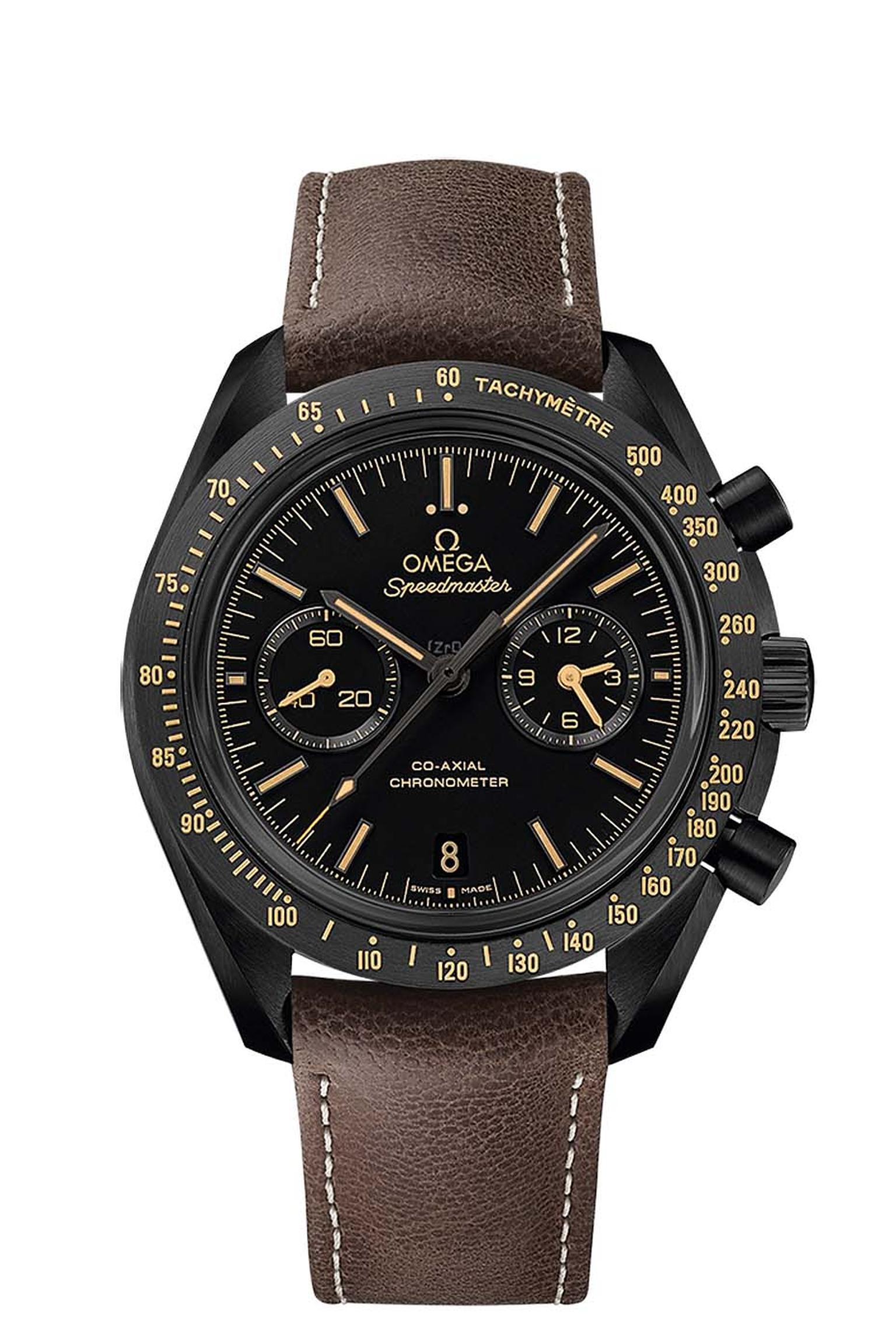 Omega Speedmaster Dark Side of the Moon Vintage Black model with brown indices, hands and indications highlighted with vintage coloured Super-LumiNova. Like the other models, the matte ceramic dial with the iconic tachymetre scale has been created with la