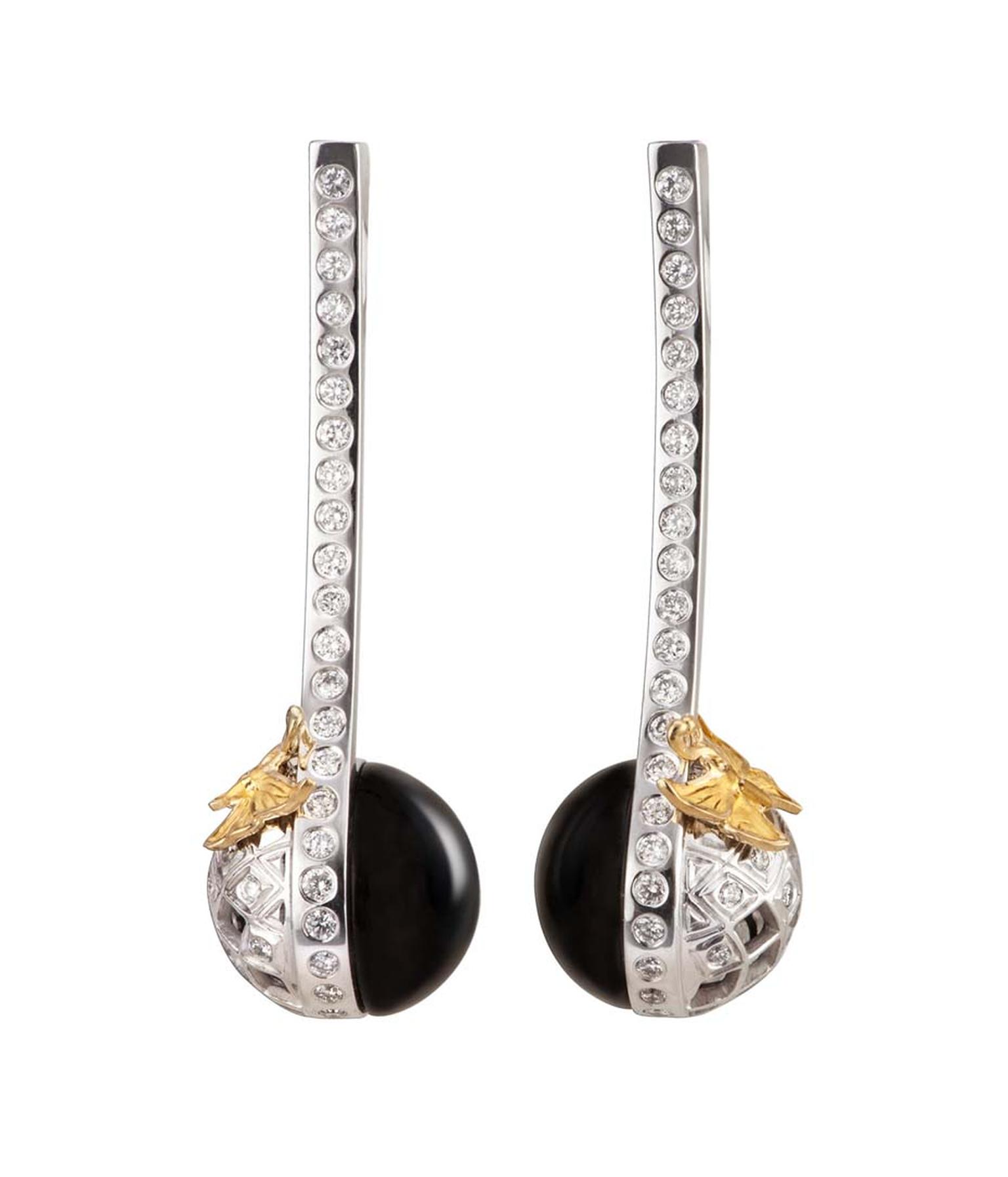 White gold, onyx and diamonds provide the perfect base for the delicate yellow gold butterflies perched on this pair of Carrera y Carrera earrings from the new Universo collection.