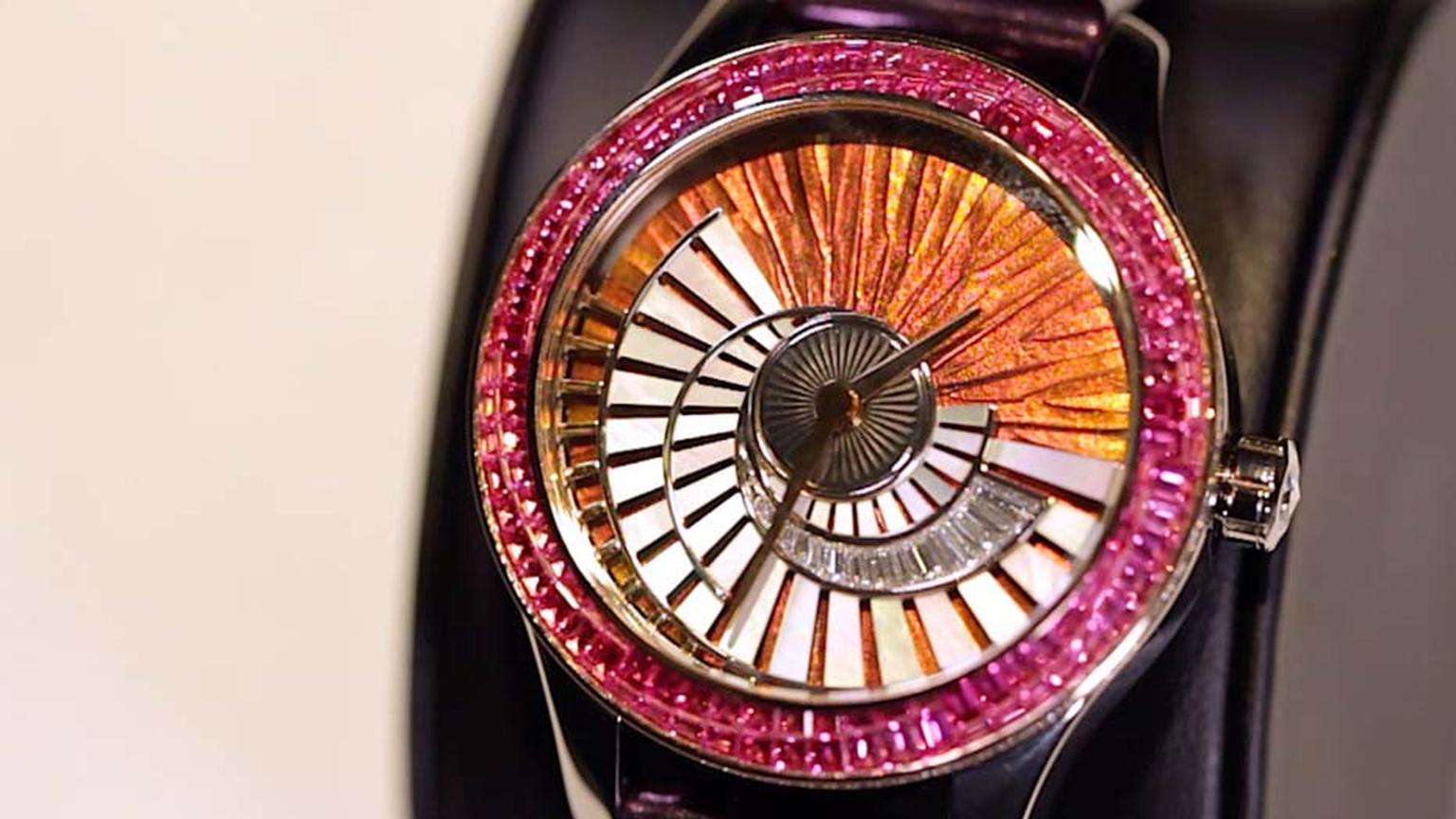 Dior’s new VIII Grand Bal Envol ladies' watches pay tribute to Monsieur Dior’s 1948 Spring-Summer collection and Envol couture line. This colourful model is set with pink spinels on the bezel and scarab wings on the dial.