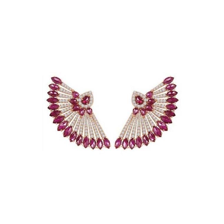 The Sutra fan earrings with marquise and pear-shaped rubies and diamonds worn by Jennifer Lopez at the 2015 Met Gala in New York.