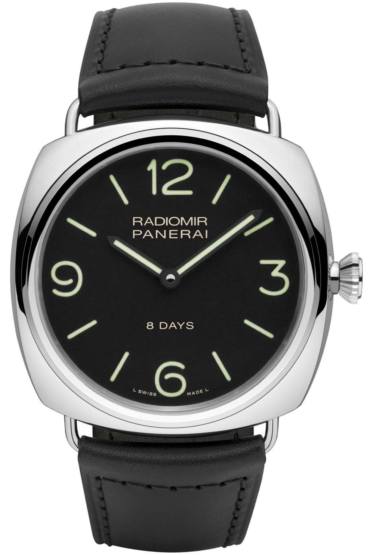 The new Panerai Radiomir 8 Days Acciaio watch bears the genetic traits of the first Radiomir professional military models released in the late 1930s. The novelty here is the incorporation of Panerai's in-house P.5000 movement, capable of keeping the watch
