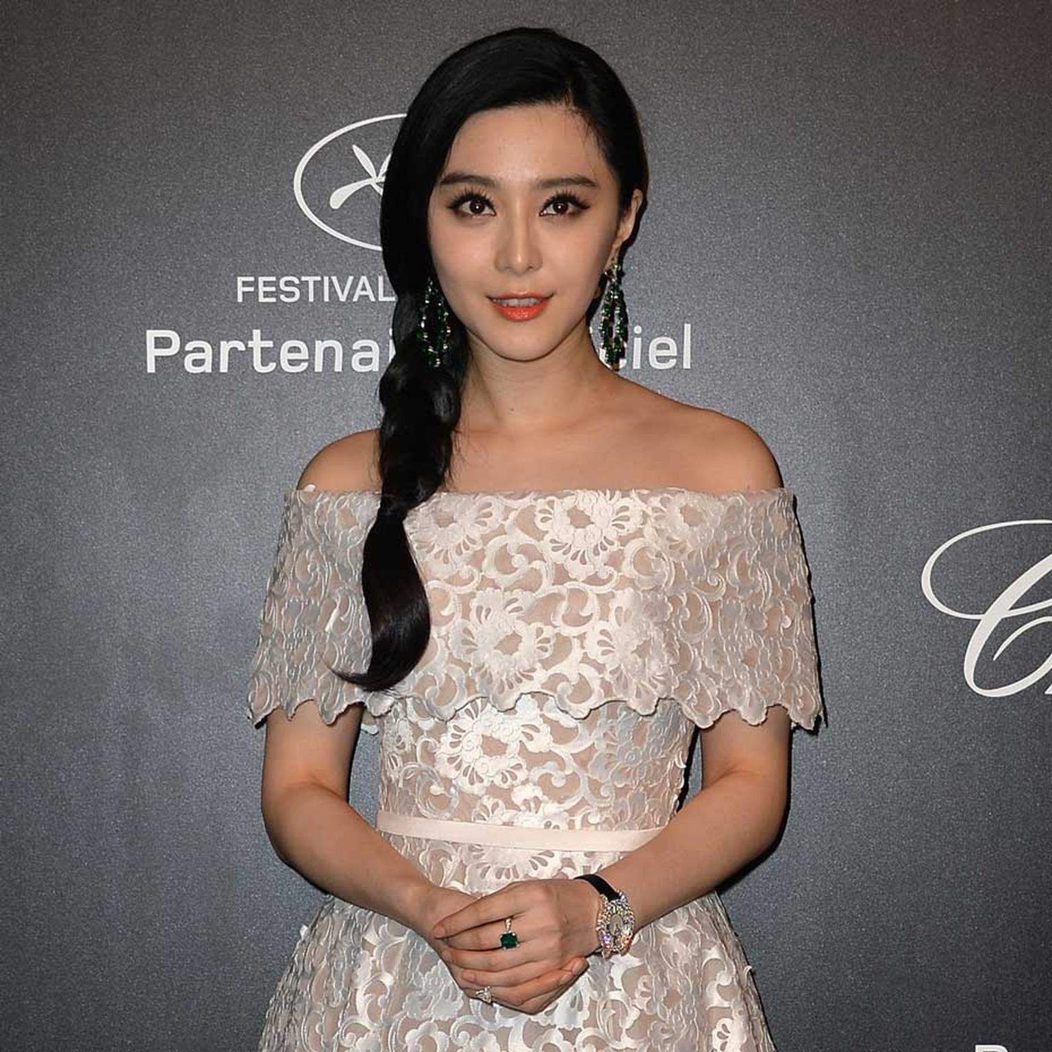Actress Fan Bingbing, who accessorised her pretty dress with Chopard jewels and a high jewellery watch, was one of 700 guests in attendance at Chopard's GOLD party.