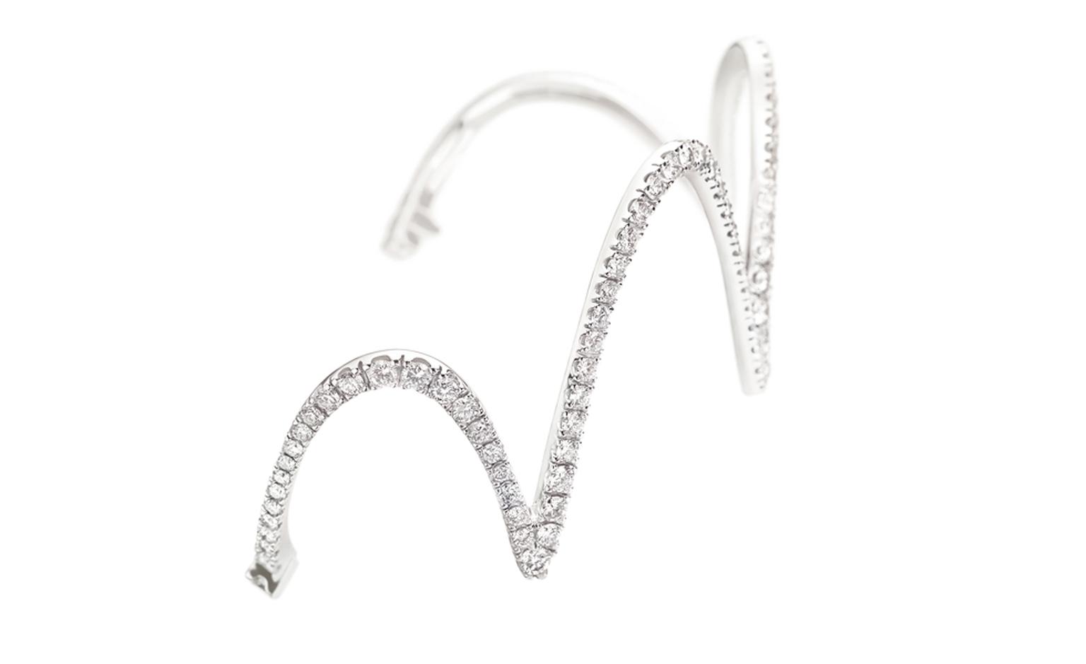 PAMPULHA Bracelet in white gold and diamonds.