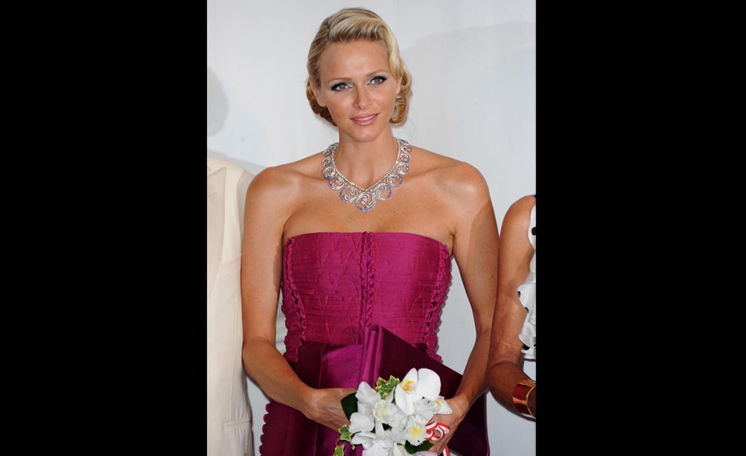 Van Cleef Arpels necklace Royal Gift from the Prince to the Princess. Red Cross Ball 2011 in Monaco.