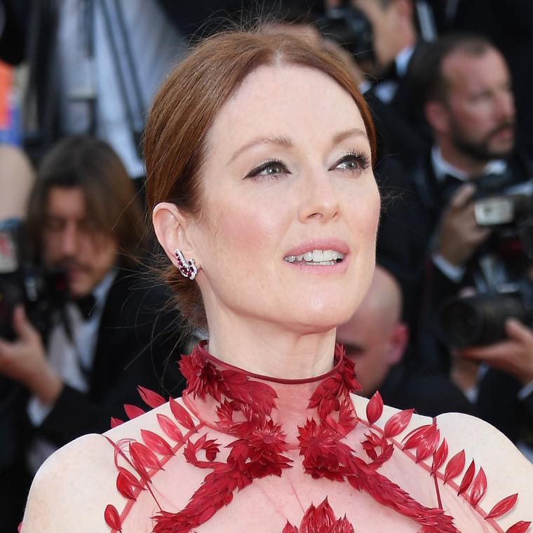 Julianne Moore in Precious Chopard high jewellery earrings at the Cannes Film Festival 2017