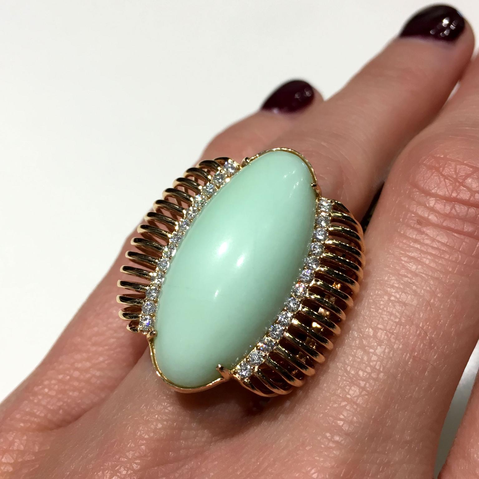 Carla Amorim Cerrado chrysoprase cocktail ring