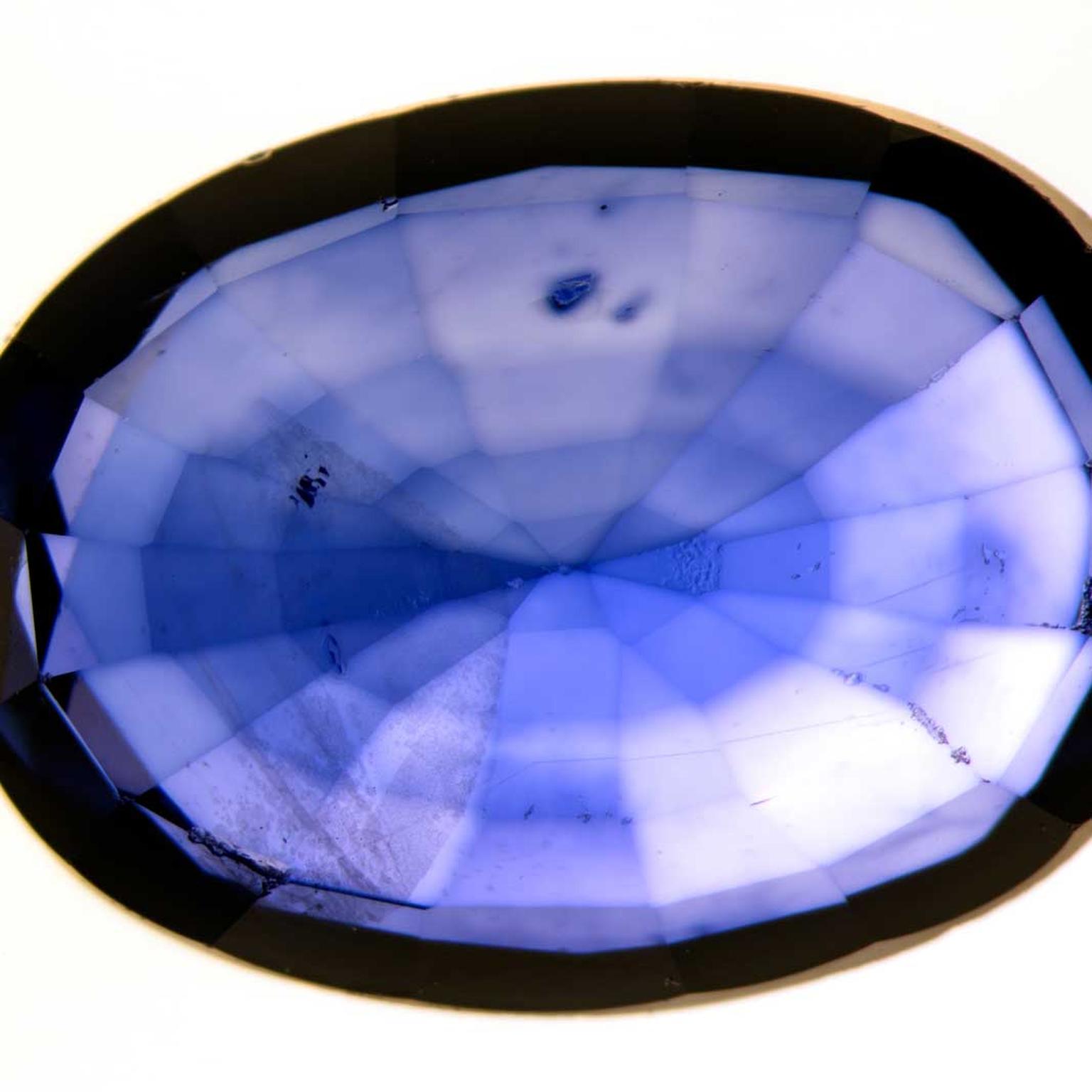 Lattice diffusion treated sapphire