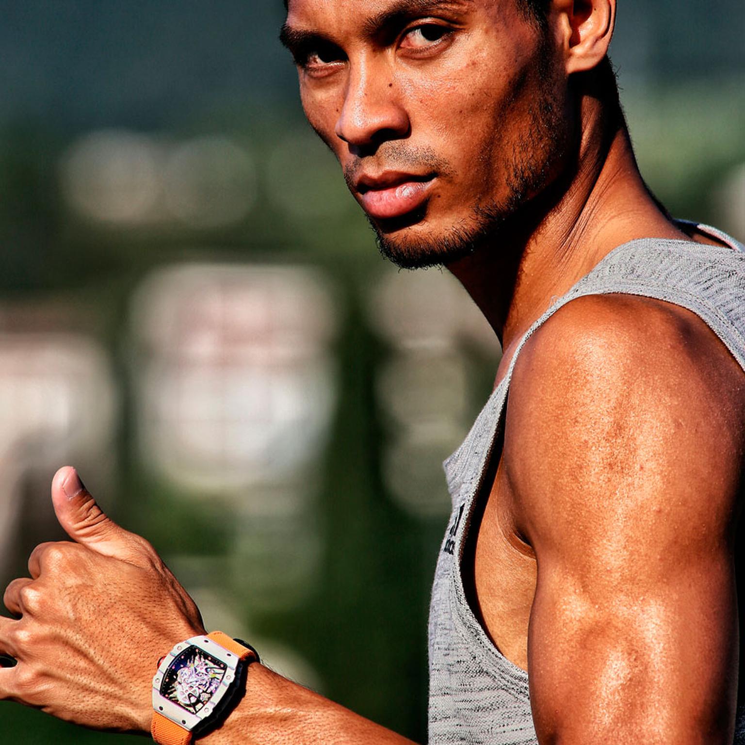 Wayde van Niekerk wearing an RM 27-02