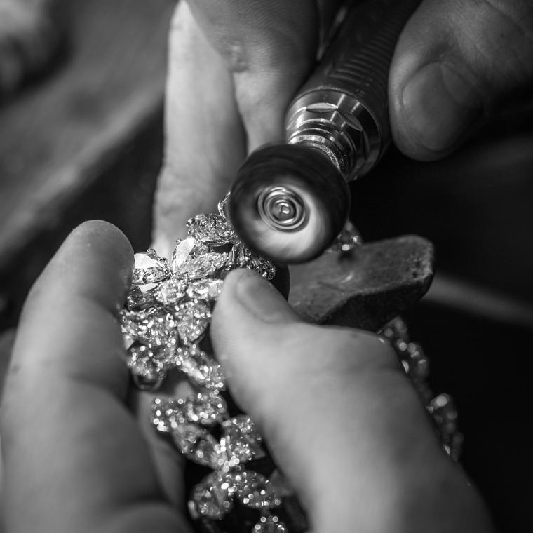 Jahan jewellery being crafted