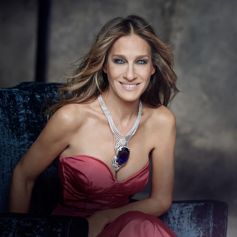 Sarah Jessica Parker wearing a Kat Florence tanzanite necklace