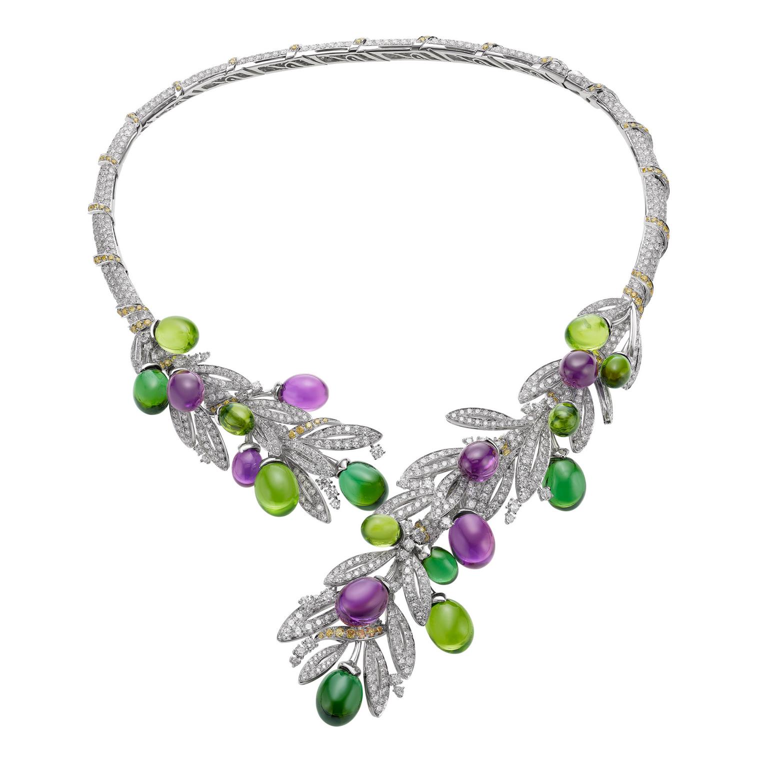 Bulgari Olive Festa necklace