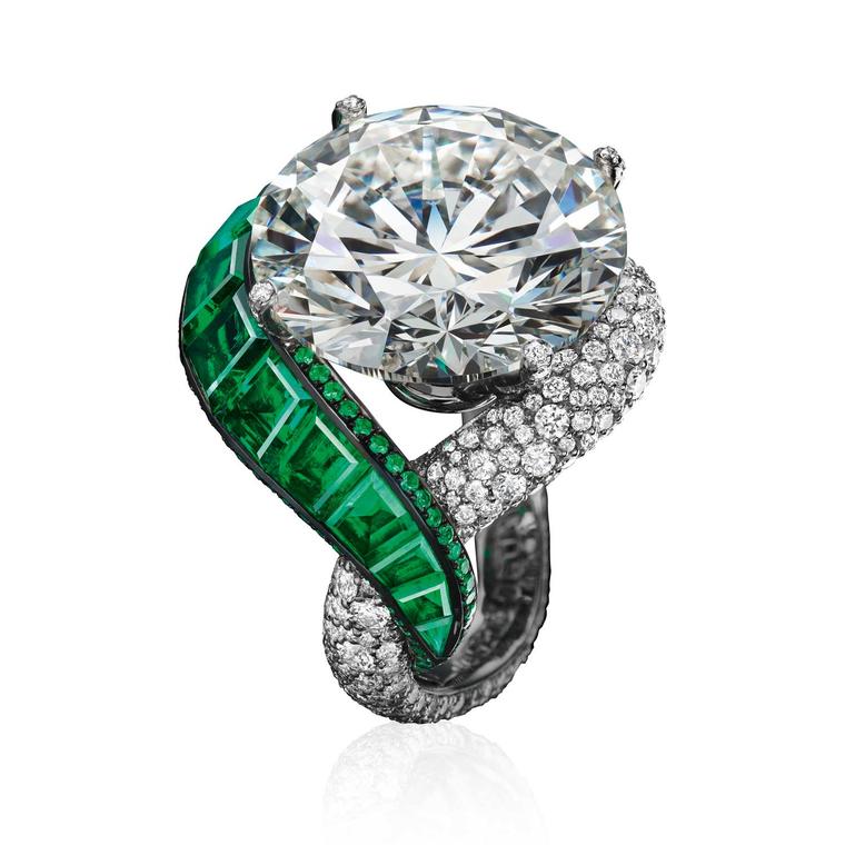 Folies emerald and diamond ring
