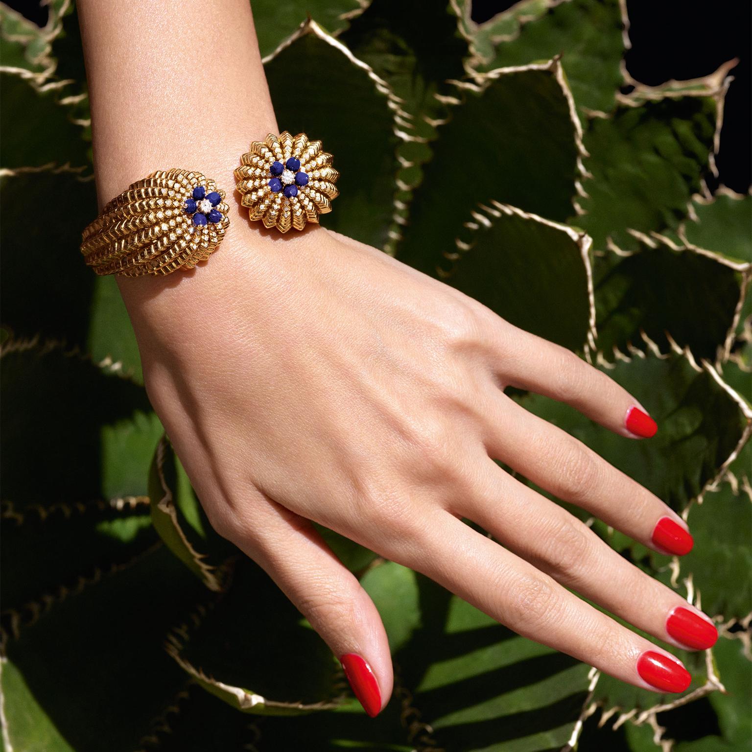 Cartier cactus hot sale bracelet