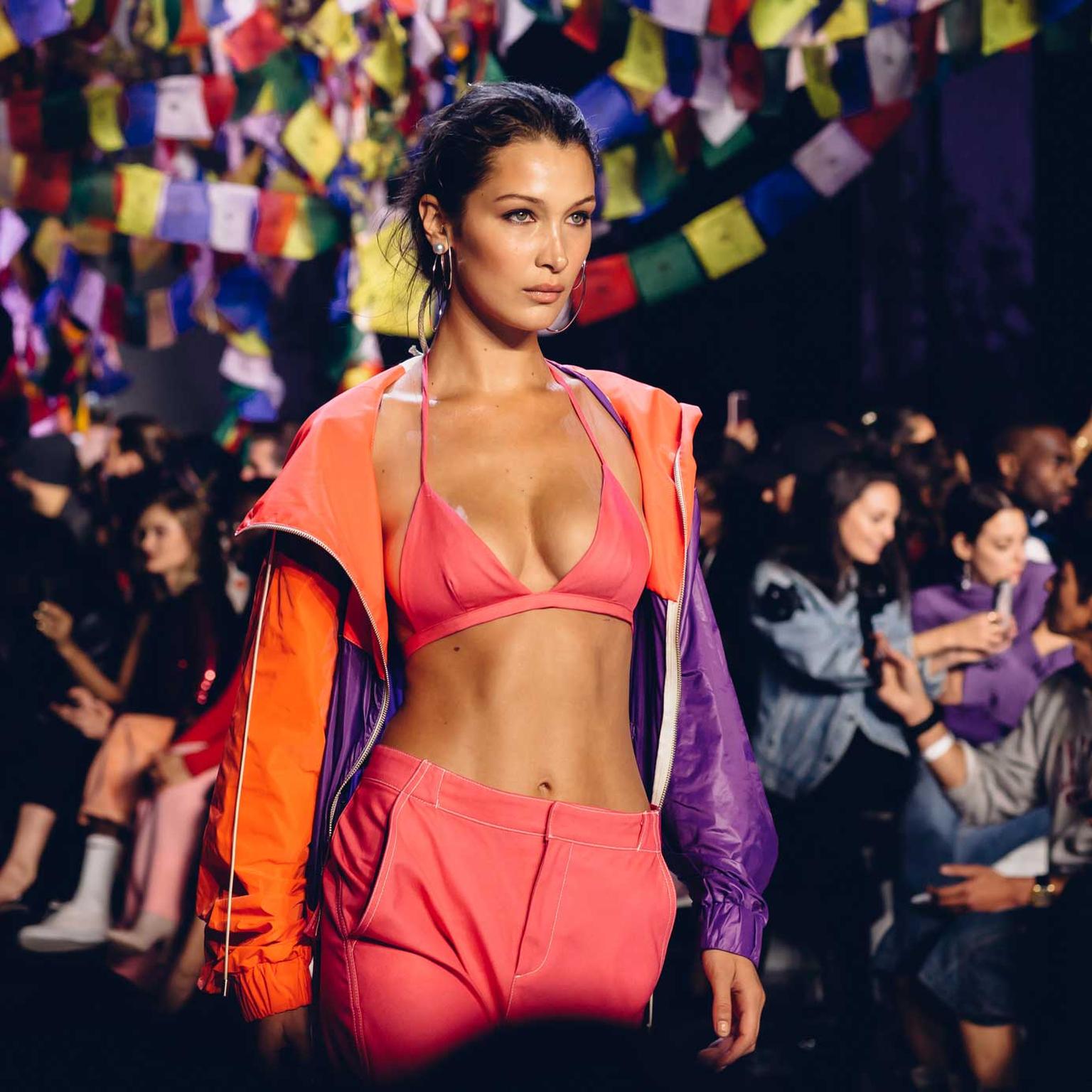 Bella Hadid Prabal Gurung catwalk NYFW 2019