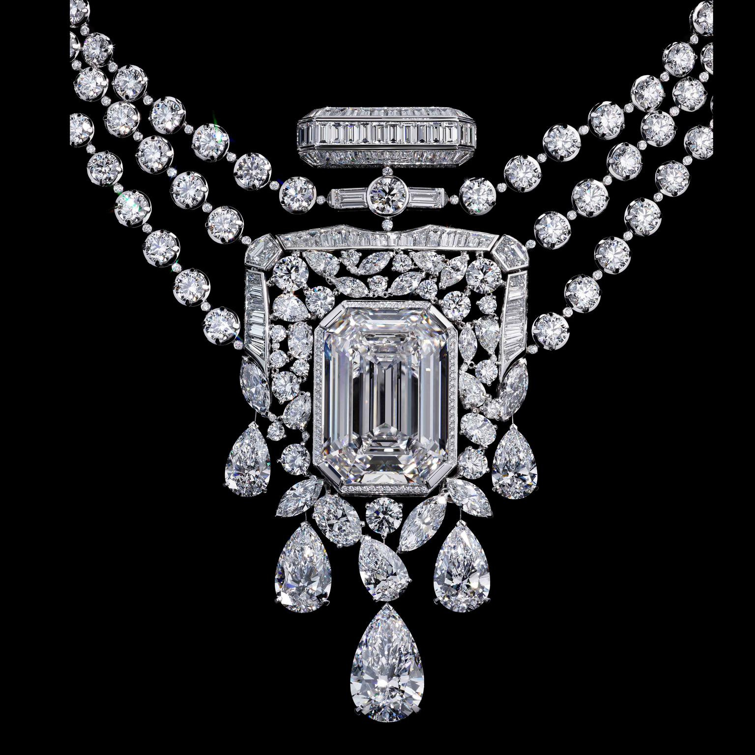 No5 high jewellery necklace by Chanel close-up