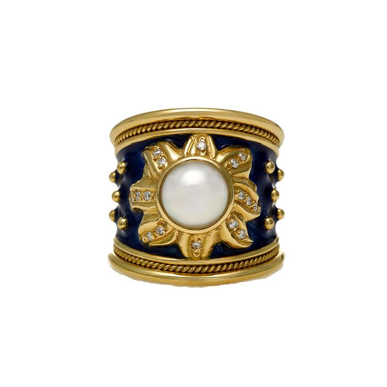 Elizabeth Gage Akoya pearl and diamond ring