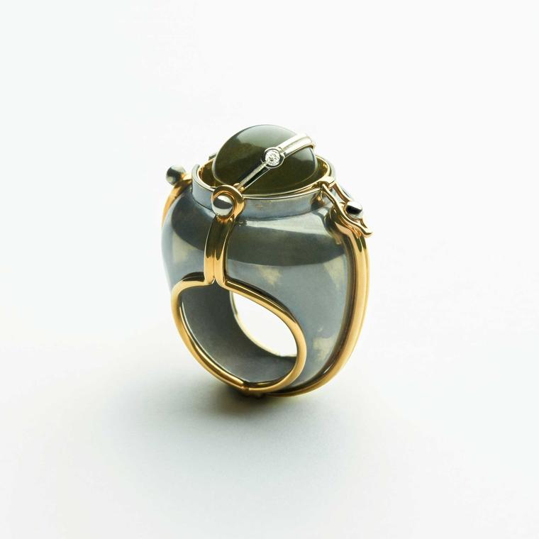 Elie Top Scaphandre onyx globe ring