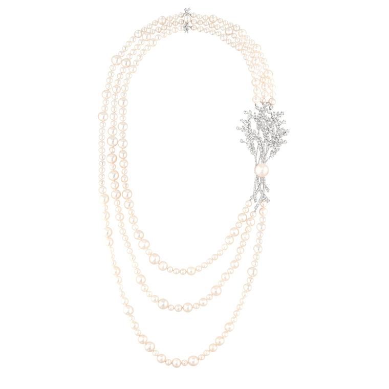 Chanel Moisson de Perles pearl necklace