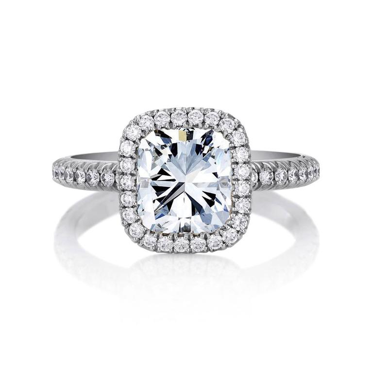 De Beers Aura cushion-cut diamond engagement ring