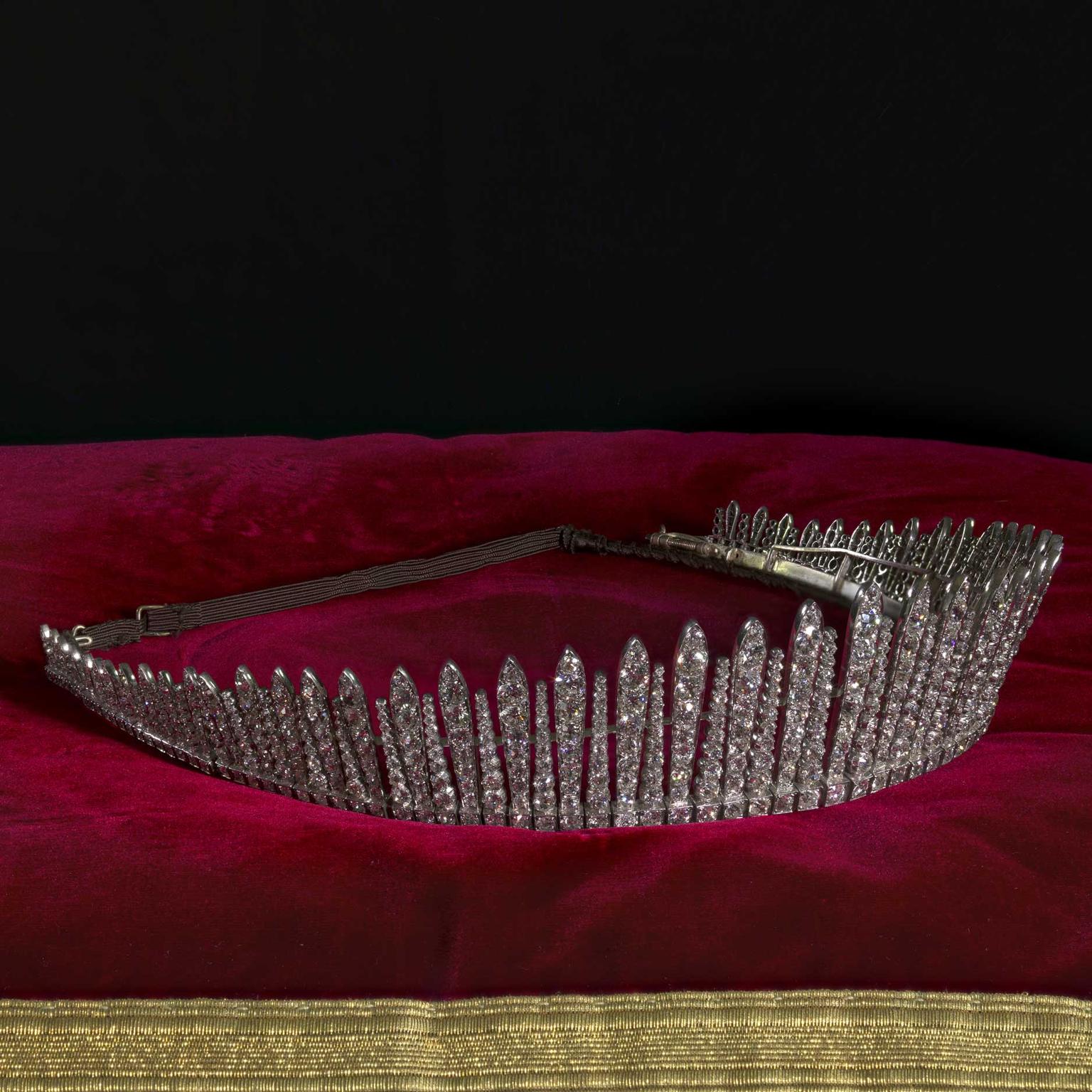 Princess-Louise-fringe-tiara