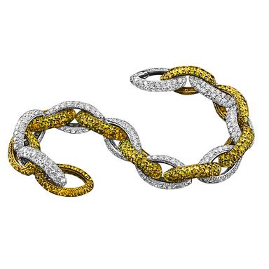 Links pink sapphire and diamond bracelet | Avakian | The Jewellery Editor