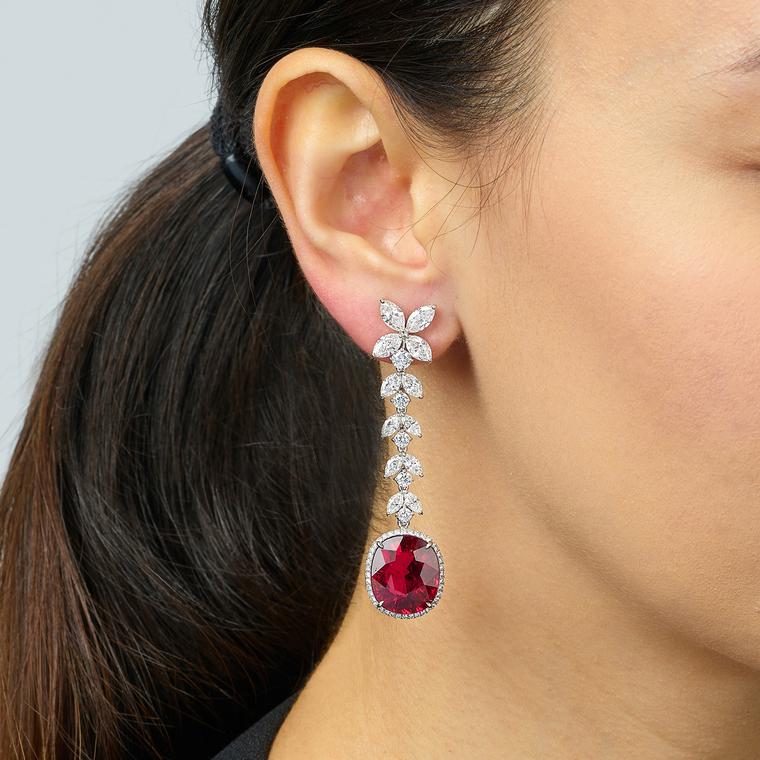 Lot 586 Toumaline and diamonds earrings