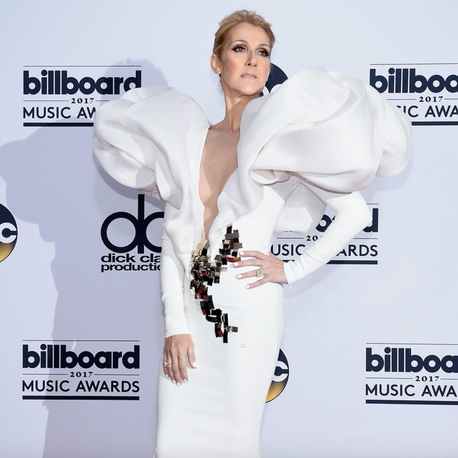 Celine Dion at the Billboard Awards wearing Harry Kotlar diamonds