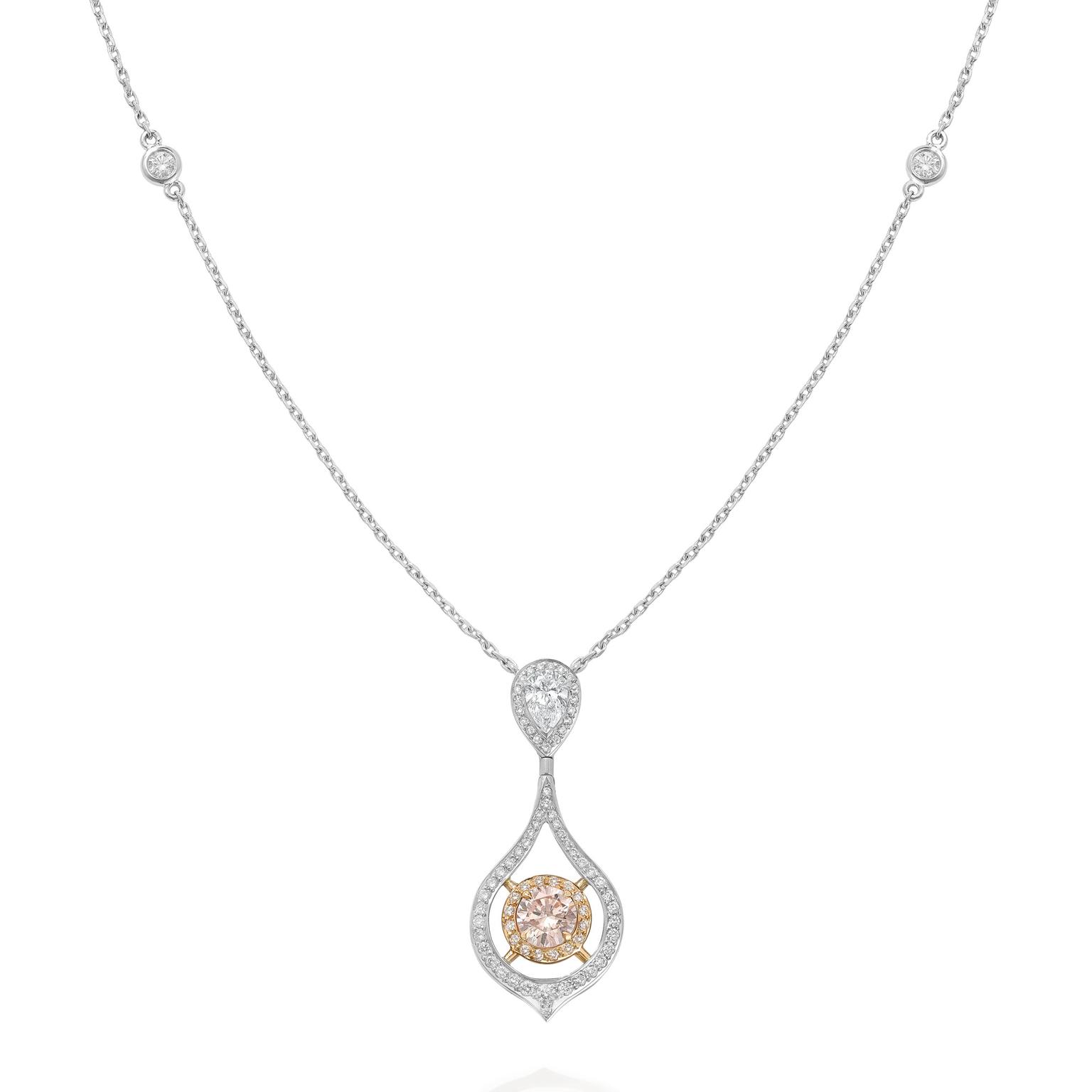 Boodles pendant store