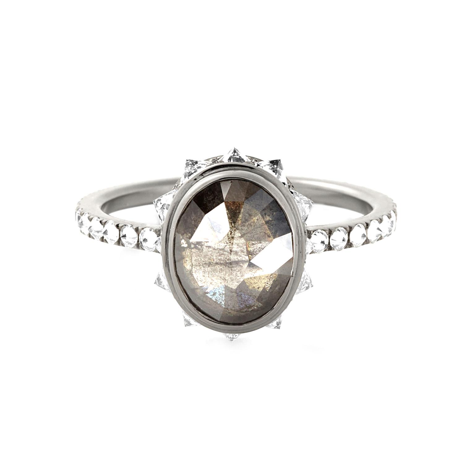 Eva Fehren Nirvana diamond ring