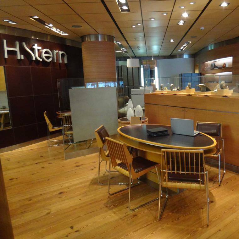 H.Stern boutique - interior