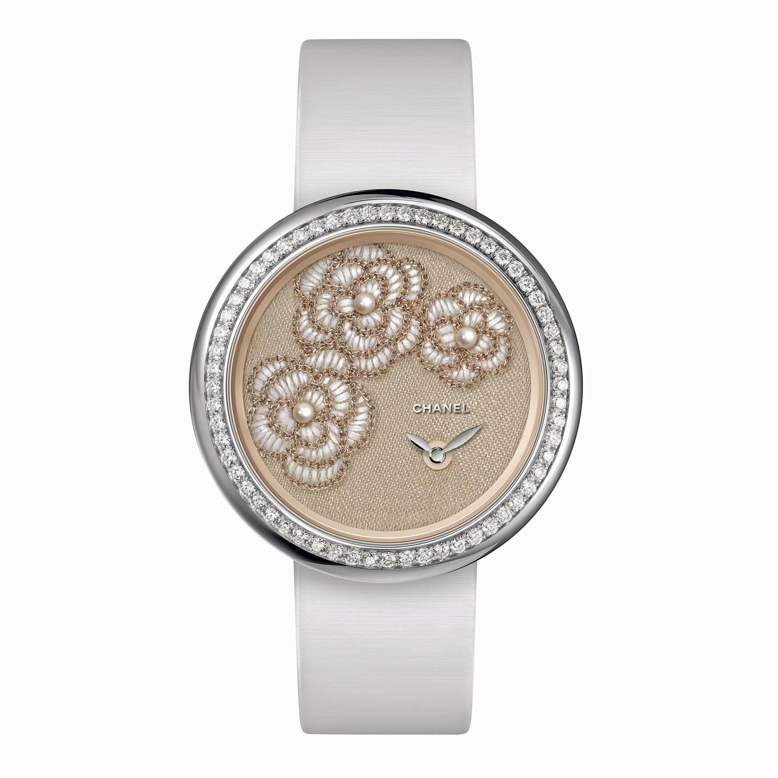 Mademoiselle Privé Camélia watch with pearl dial, Chanel