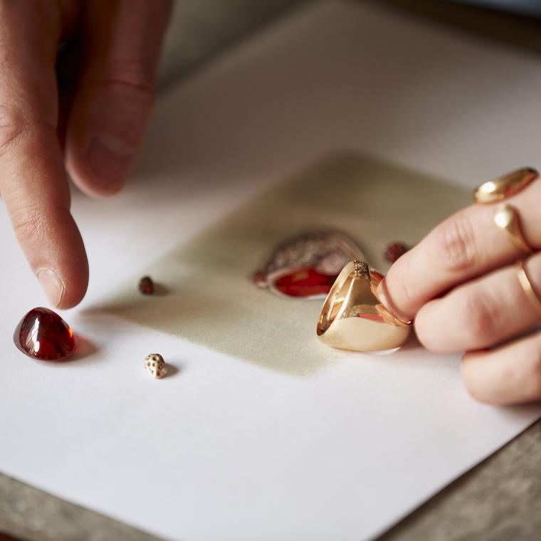 Into the Sunset Orange Dream ring by Pomellato Making of