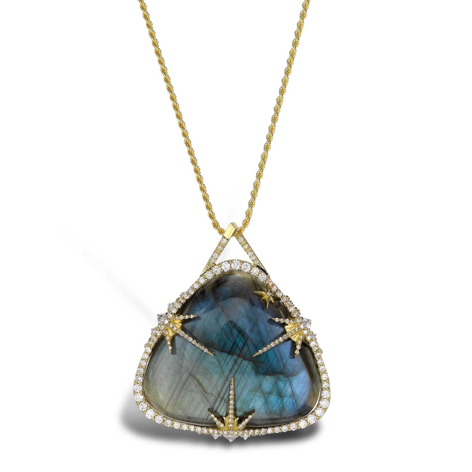 Venyx Theiya Obscura pendant in yellow gold with diamonds and labradorite