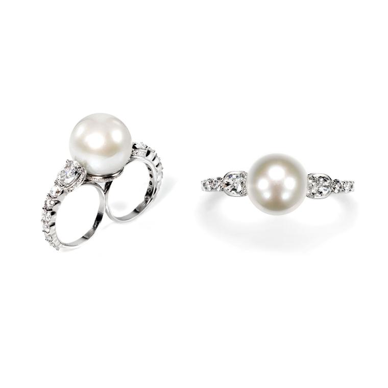 Ara Vartanian pearl and diamond double-finger ring